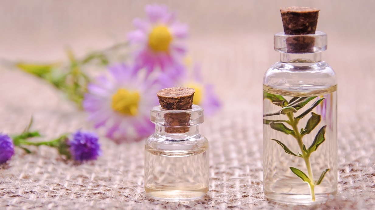 ハリ美容液人気ランキング リフトアップでたるみもケアするおすすめ９選 E Cosme By Excite